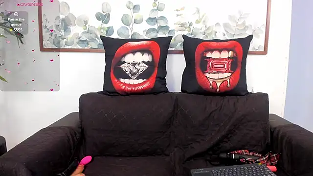 Snapshot of NicolettaLima chatting on 03.14.25 NicolettaLima online show from 03.14.25