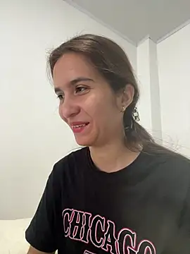 Bella still online show from 07.02.26