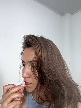 Bella still online show from 07.05.26