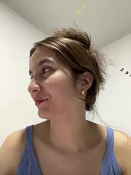 Bella still online show from 07.27.26
