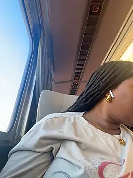 xoxoHotCoCo online show from 03.09.26