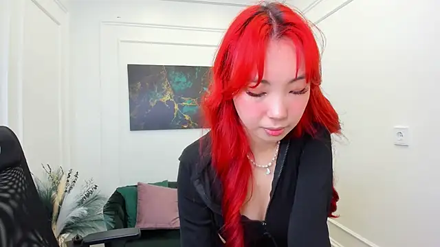 AnnaReyla online show from 04.30.26