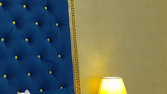 Snapshot of Annabellerise chatting on 03.03.25 Annabellerise online show from 03.03.25