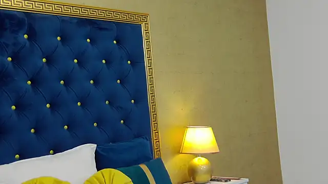 Snapshot of Annabellerise chatting on 03.05.25 Annabellerise online show from 03.05.25