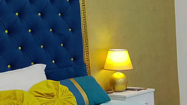 Snapshot of Annabellerise chatting on 03.07.25 Annabellerise online show from 03.07.25