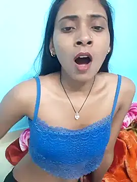 Snapshot of Divya-2007 chatting on 02.05.25 Divya-2007 online show from 02.05.25