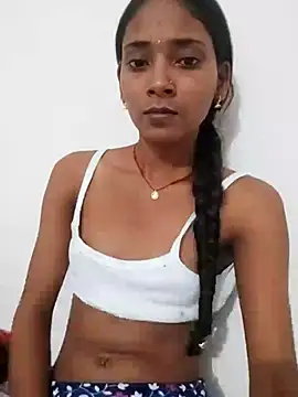 Snapshot of Divya-2007 chatting on 09.17.25 Divya-2007 online show from 09.17.25