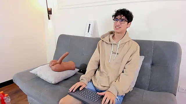 Cum hunters online show from 12.16.25