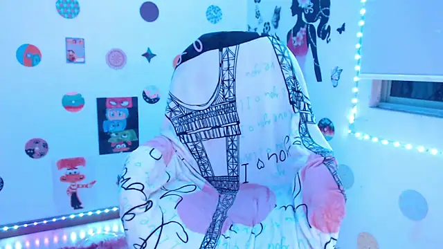 Snapshot of samy_love35 chatting on 02.22.25 samy love35 online show from 02.22.25