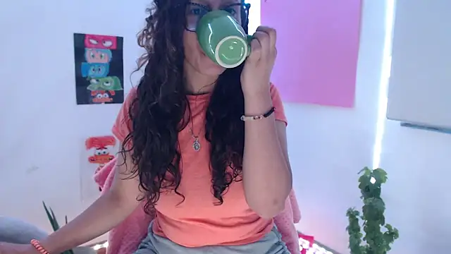 Snapshot of samy_love35 chatting on 11.15.25 samy love35 online show from 11.15.25