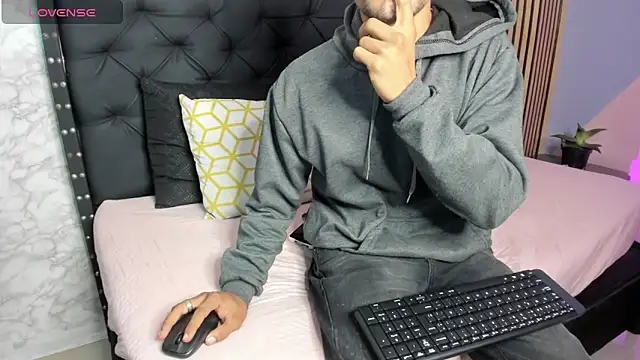 stefany pablo1 online show from 03.19.25