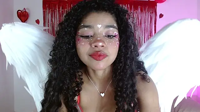 lucie petite online show from 02.14.25