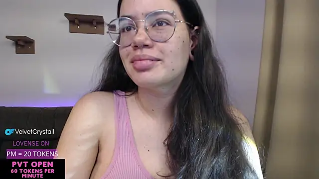 crystalll room online show from 11.03.25