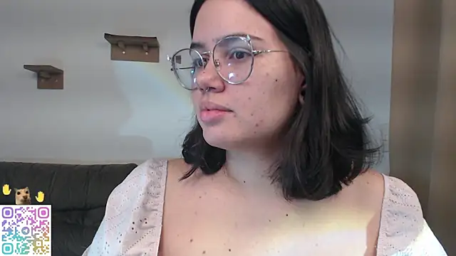 crystalll room online show from 06.08.26