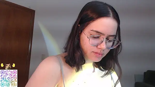 crystalll room online show from 07.20.26