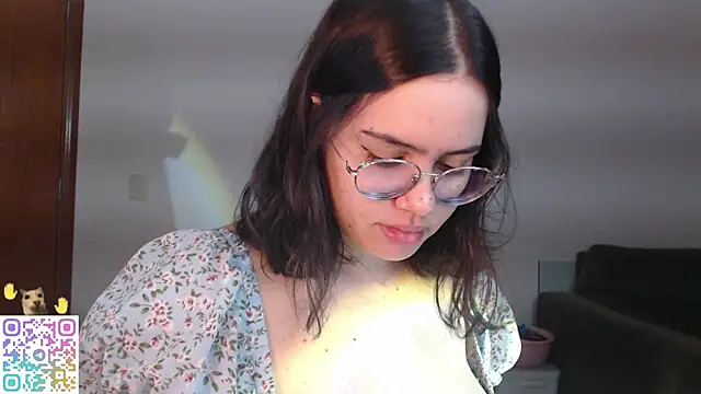 crystalll room online show from 07.23.26