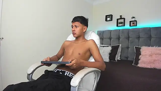 Dawn16  online show from 02.08.25