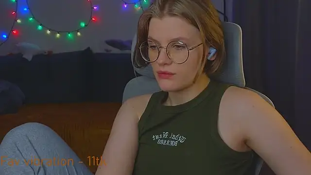  JessieVibes online show from 10.25.25