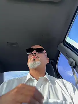 Snapshot of TheConfidentialClub chatting on 01.17.25 TheConfidentialClub online show from 01.17.25