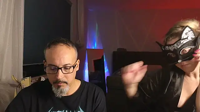 Snapshot of TheConfidentialClub chatting on 01.30.25 TheConfidentialClub online show from 01.30.25