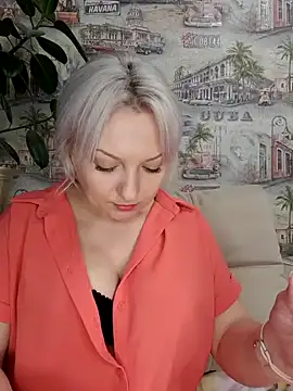 Snapshot of Anesteishen chatting on 01.24.25 Anesteishen online show from 01.24.25