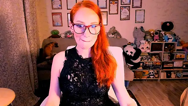 Snapshot of red_rocco chatting on 11.14.25 red rocco online show from 11.14.25