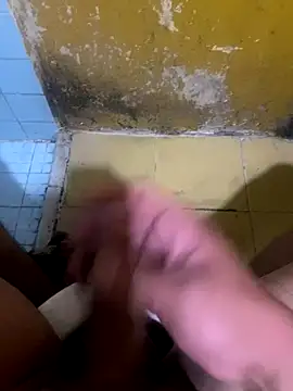 Snapshot of HeavenlyLepus chatting on 09.24.25 HeavenlyLepus online show from 09.24.25