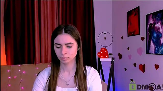 Snapshot of flora_ri chatting on 03.02.25 flora ri online show from 03.02.25