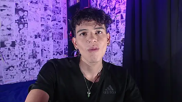 Snapshot of Mickey_Magic chatting on 11.21.25 Mickey Magic online show from 11.21.25