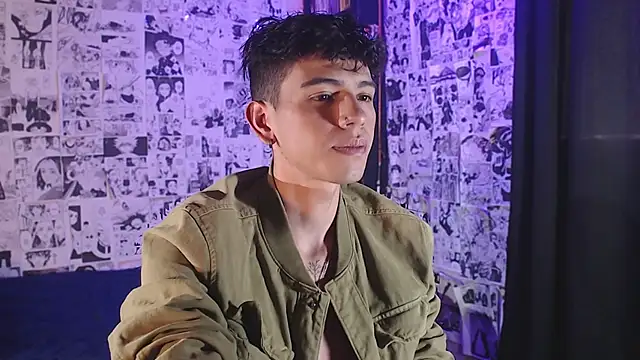 Snapshot of Mickey_Magic chatting on 11.24.25 Mickey Magic online show from 11.24.25