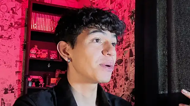 Snapshot of Mickey_Magic chatting on 01.08.26 Mickey Magic online show from 01.08.26