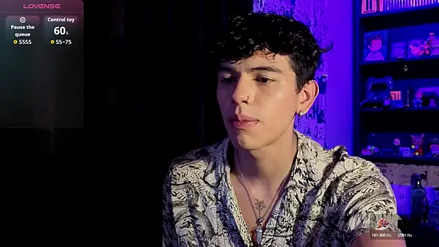 Snapshot of Mickey_Magic chatting on 01.11.26 Mickey Magic online show from 01.11.26