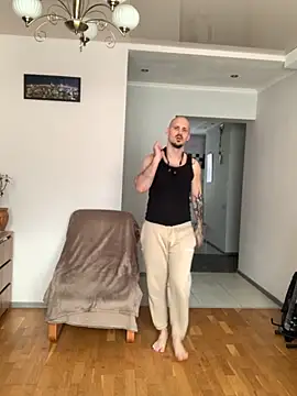 AssHunter4k online show from 10.28.25