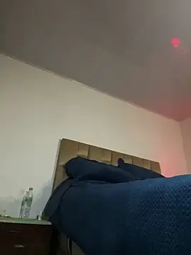 Snapshot of Miia_Jazmin chatting on 10.24.25 Miia Jazmin online show from 10.24.25