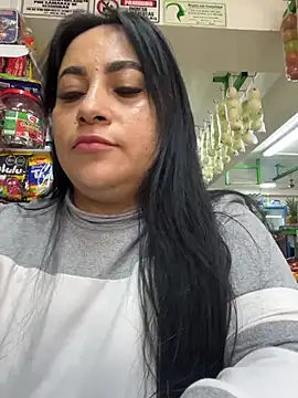 Snapshot of Miia_Jazmin chatting on 11.27.25 Miia Jazmin online show from 11.27.25