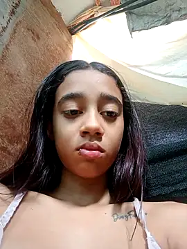 Zoe Sweett18 online show from 02.15.25