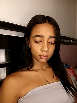 Zoe Sweett18 online show from 03.11.26