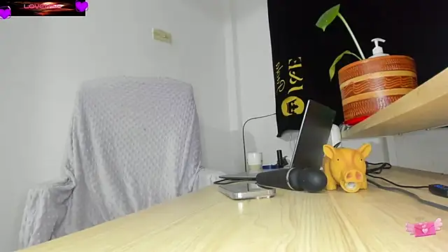 VioletParkker online show from 03.06.26