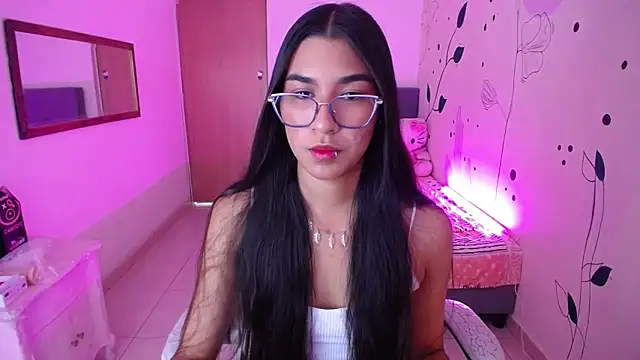 Snapshot of Dana_Paula chatting on 02.21.25 Dana Paula online show from 02.21.25