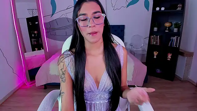 Snapshot of Dana_Paula chatting on 11.05.25 Dana Paula online show from 11.05.25