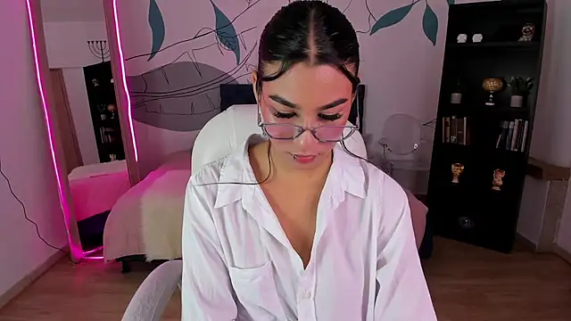 Snapshot of Dana_Paula chatting on 11.07.25 Dana Paula online show from 11.07.25