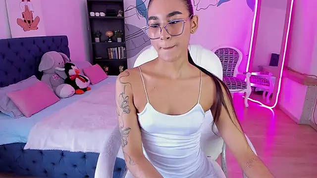 Dana Paula online show from 06.26.26