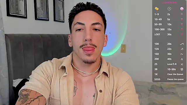 dylanspencer28 online show from 03.03.25