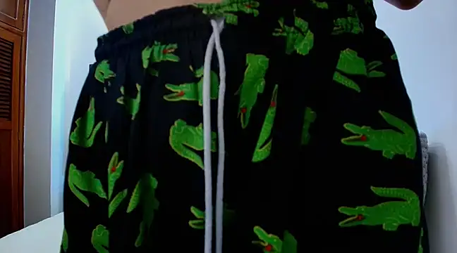 Snapshot of wolfandsky chatting on 03.15.25 wolfandsky online show from 03.15.25