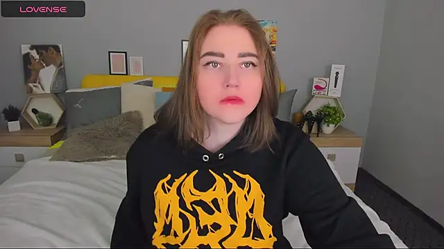 lillyloan4u online show from 04.22.26