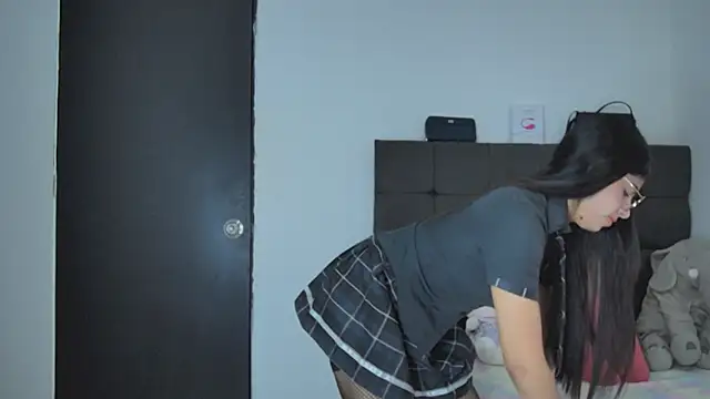 AmandaBrooks 18 online show from 02.23.25