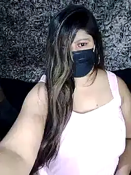 Snapshot of Lovely_WINDI chatting on 02.15.25 Lovely WINDI online show from 02.15.25