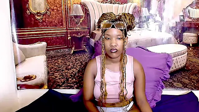 EroticSexyPrada online show from 02.23.26