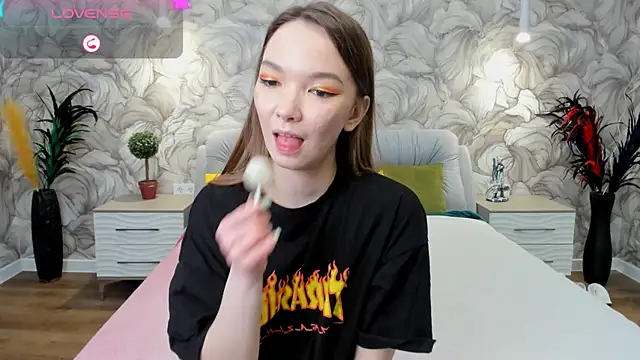 SusannJohnson online show from 03.10.25