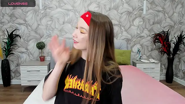 SusannJohnson online show from 03.12.25